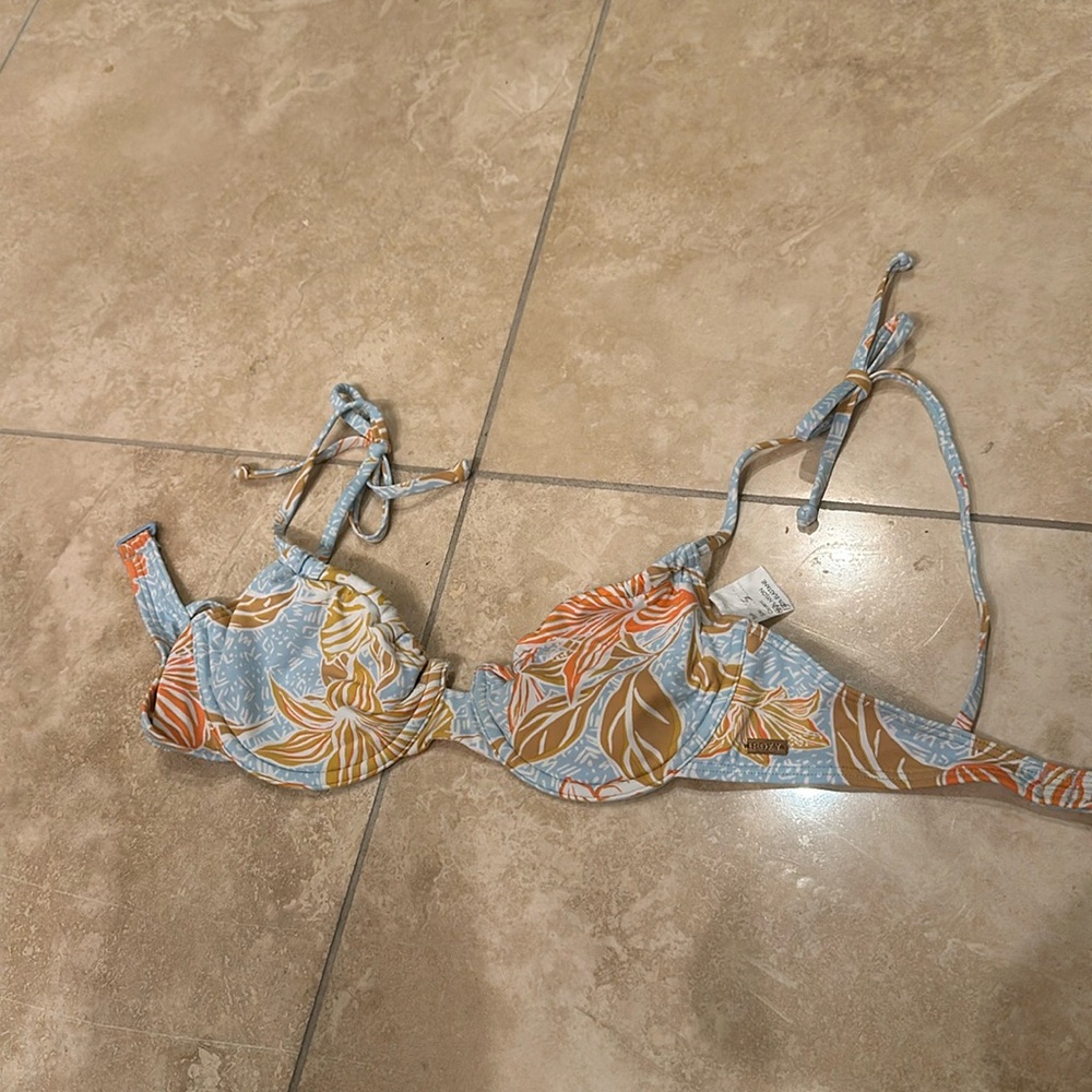 Roxy bikini top